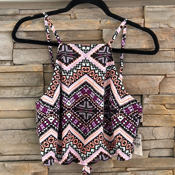 NWT - sexy and colorful little open-back crop top ~ Express size Medium - Picture 1 of 8